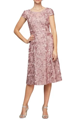 Cocktail Dress In Tte Lace With Cap Sleeves