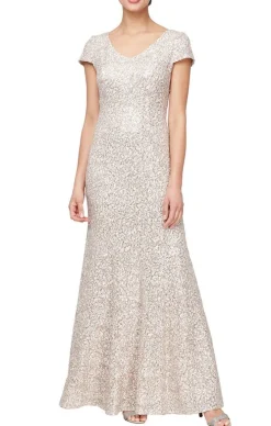 Petite Corded Lace Fit & Flare V-Neck Gown With Cap Sleeves